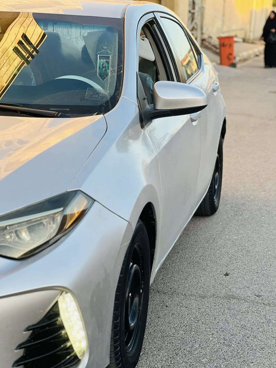 السلام عليكم شباب كورلا البيع سياره مكفوله أمريكي جاهزه دوشمه جديده مديل ١٩ تبريد ثلج رقم ‭٠٧٧٠ ٣٩٠ ٩٤٩٦‬
