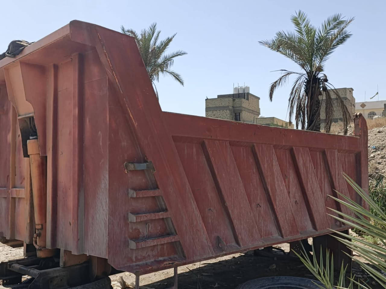 السلام عليكم للبيع بدي *********** ***********
