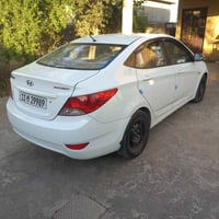عندي اكسنت للبيع موديل 2013 السياره جديده مال بيت بيهه بس جاملغ مبدل ا...