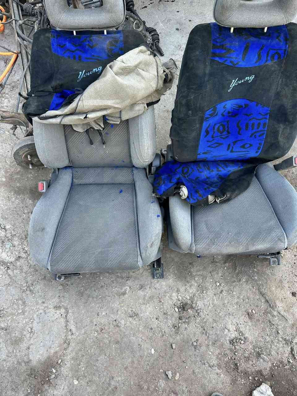 السلام عليكم زوج كشن امامي مازدا 626 مال حاوية السعر 160 الف ***********
