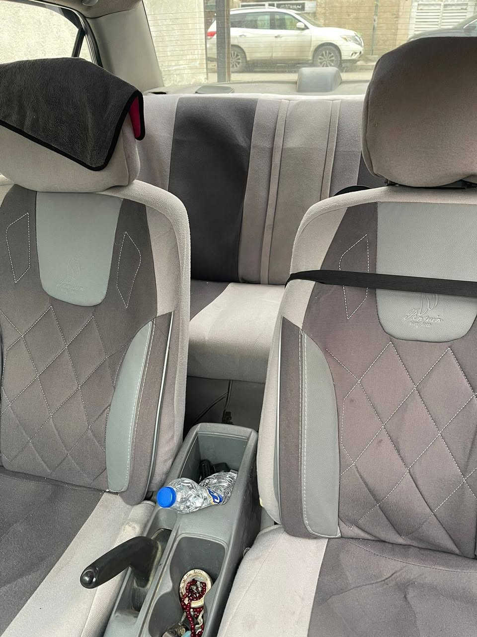 سلام عليكم لانسر موديل 2005 مصبوغه عام بدون كلبه السياره قماره تكم بجم حوض مابي شي بيه طخطخات ونصبغت عام محرك كير كورلا المحرك بي خيط بخار صدر تخم تاير باتري جديد السياره جاهزة رقم بصره باسم صاحبه تحويل مباشر السعر 45 بيه مجال 
العنوان بغداد الثعالبه 
اتصال ***********
