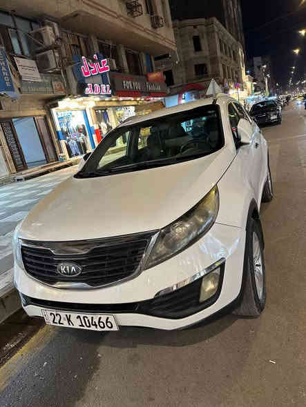 السلام عليكم 
سبورتج 2011 خليجي 
السياره مصبوغه عام حادثها باب وجاملغ ونص قبق الجنطه مبدله باب ومعمرات جاملغه والجنطه نصبغت عام بسبب الجراد الون سياره مكفولة مكينه وكير تبريد تدفئه حدادية ٧٥٪؜ تخم تاير جديد كهربائيات مكفولة مكينه (2000) دوش سنويه بسمي تحويل كبل سياره اربيل 
نص فول مري شفط سويج تحكم استيرن شاشه كامره خلفية سعر 120$ وبيها مجال بسيط عنوان بغداد 
***********
