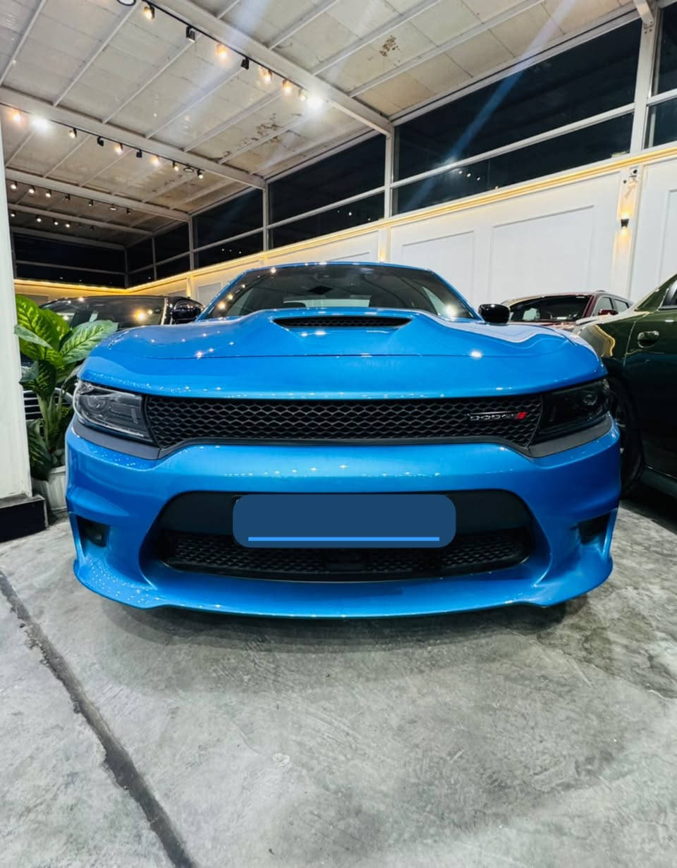 السلام عليكم للبيع جارجر موديل 2023 R/T السياره ماشيه 6 الاف وكاله هارلم خليجيه وعليهة تغليف ppf بل كامل ومكفوله كفاله عامه مكانهة بغداد حي العدل 
***********
