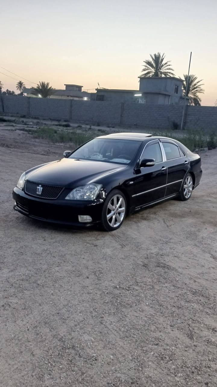 للبيع شاهينه موديل 2005 مكفوله كفاله عامه
تسجيل جديد قرار 102 رقم انبار 
فول مواصفات 
شاصي 182
ماشيه 44الف 
شرط التحويل قرار 102
مكان السياره الفلوجه 
***********
