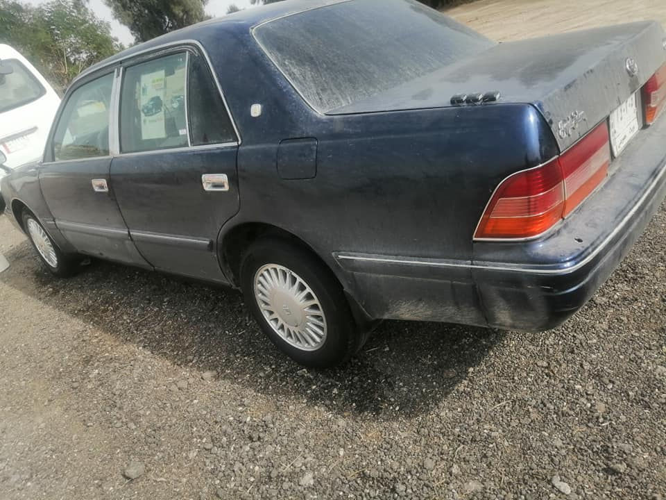 السلام عليكم راس الثور للبيع اول مراوس حسب القناعه موديل 96 كفاله من الكص والضربه والنقل جثه مكينه وكير جدد فيفتي تخم تاير جديد باتري جديد حداديه اماميه وخلفيه جديده كهربائيات من الدعاميه للدعاميه كلها شغاله سنتر لوك شغال تبريد قطعتين ابطاين بيبان جدا ارضيه جلد غرفه السياره كلها جديده رقم كربلاء الماني جام كله شغال سعرها 73 ابيها مجال للشراء  الاتصال على هذا الرقم***********
