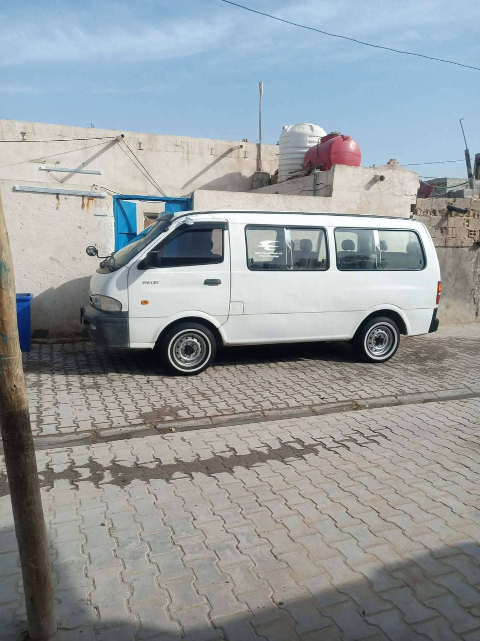 السلام عليكم بريجو للبيع او مراوس موديل 1997
محرك وكسل وكير حاويه شرط 
تخم كشنات منغولي دشبول حاويه 
كهربائيات كله شغاله 
منضومه زنون كامله 
تخم ويل ابو الفلس حاويه 
سنويه 2029
 مداور شوكت متريد 
خطه ناحية القادسيه 

مصفره هيه ومرور  السعر 70 وبيه مجال ***********
