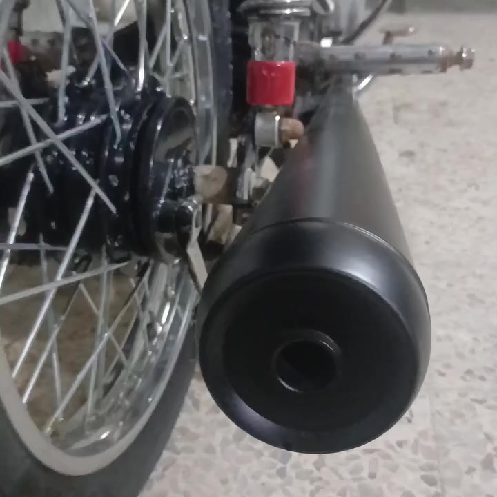 سلام عليكم دراجن ايراني للبيع دراجه رقم وسنويه موديل 2021 مكينه انتنس الدراجه جديده
. كشن جديد
. سدر توني شديته 
. ويال امامي خلفي توني بدلته 
. الدراجه وياه لايت وعينه وشاير دضفيره جاملق امامي خلفي  
. زنجيل جديد 
. السعر 1475 بيها مجال قالليل  للتواصل على الرقام التاليه *********** 
 واتساب او على الشريحه
