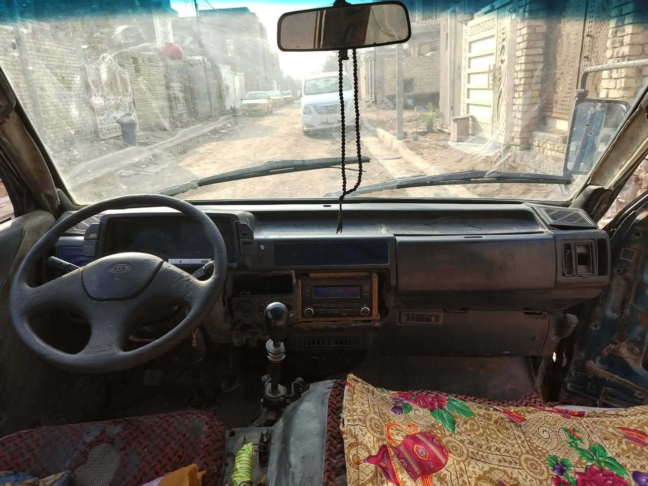 السلام عليكم كيا بستا للبيع مكينه بيه خيط بخار كير اكسن مشط بور حداديه تخم تاير جدد رقم انكليزي اجره سنويه ل 2027 وصل خط وبحث مصفر السعر 30 مكاني ديوانية للاستفسار ***********
