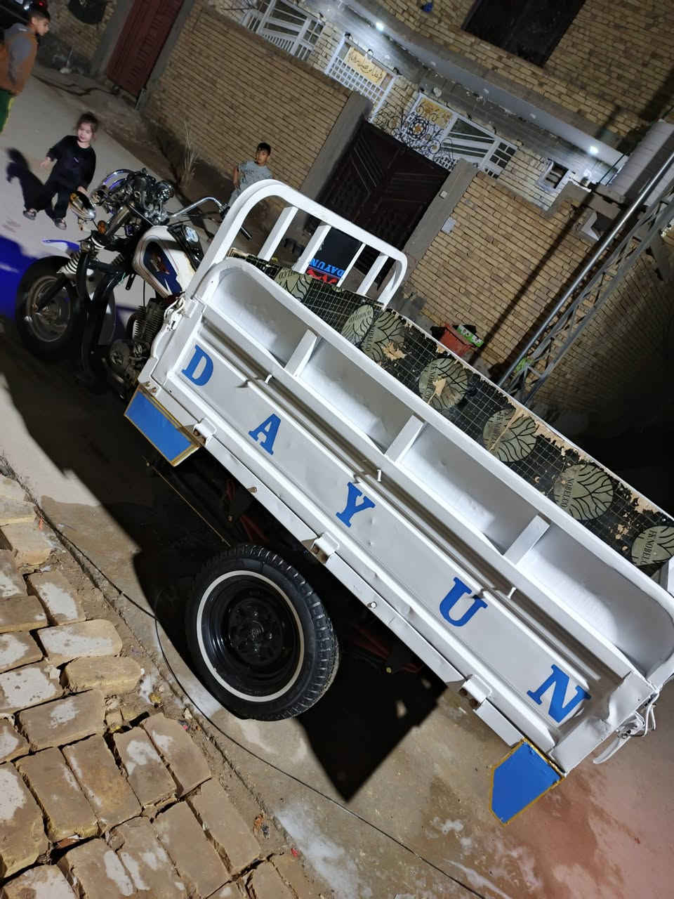 سلام عليكم موديل 20  اوراق اصولي
مكينه جديده ضفيره جديده دبلات جديد تايرات جدد 
مكفوله من كلهن ترايك وين ماجان ***********  بي واتساب خاص هم مفتوح واني خادم
