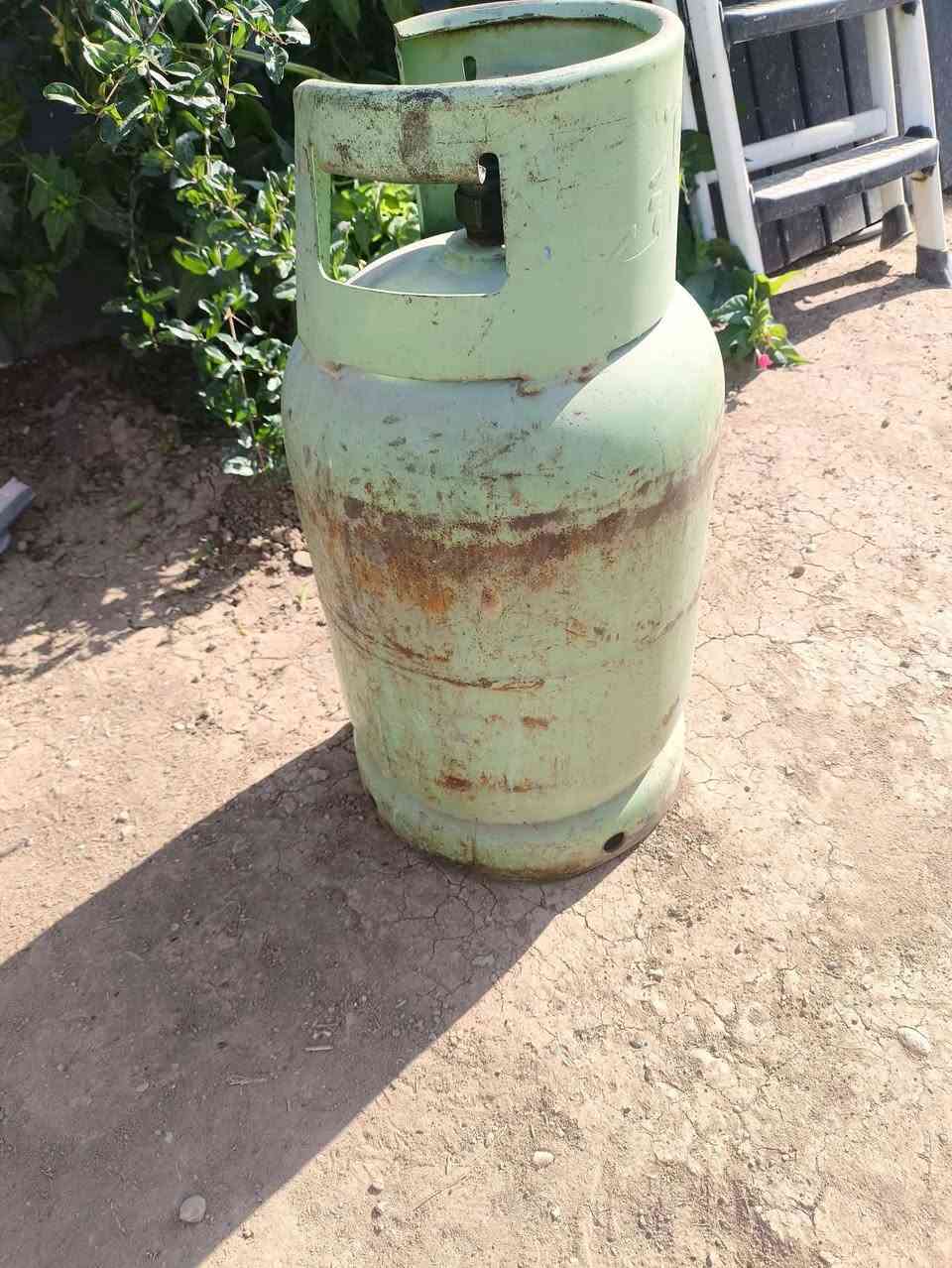 غاز سماور نفت سماور کهربایی قتح کلینس٩عدد مزخه شغال
اربیل ***********
