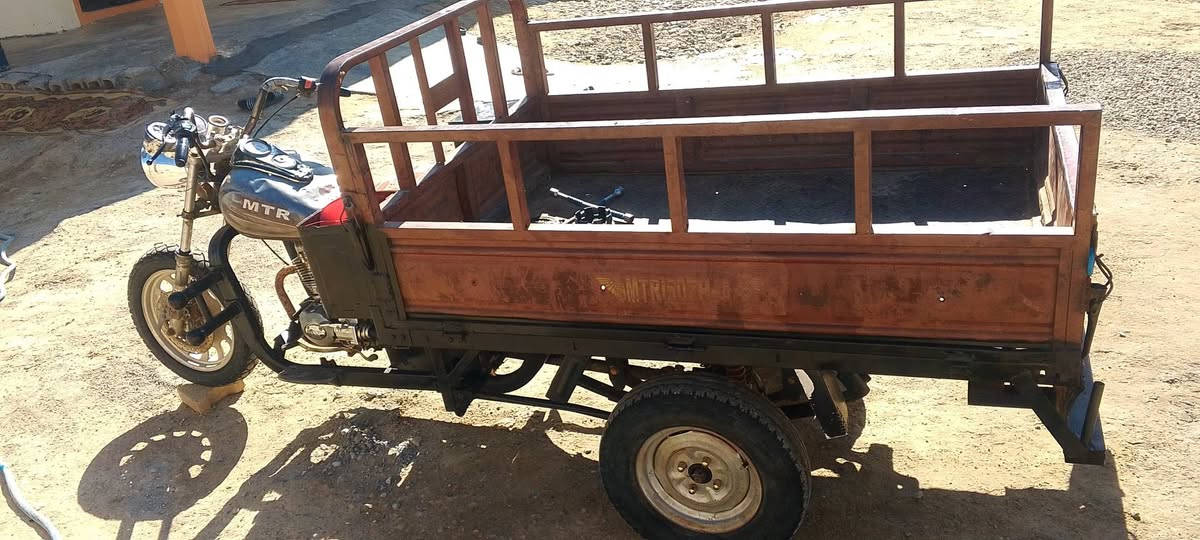 السلام عليكم ستوته ام تار بدون اوراق مكفوله كفاله عامه الستوته نقصه بس كهربايات ربط وجاملق  محرك تايرات لا اخياس لا لحيم ستوته خير من الله السعر 650وبيه مجال العنوان ديالى الخالص التحويله ***********
