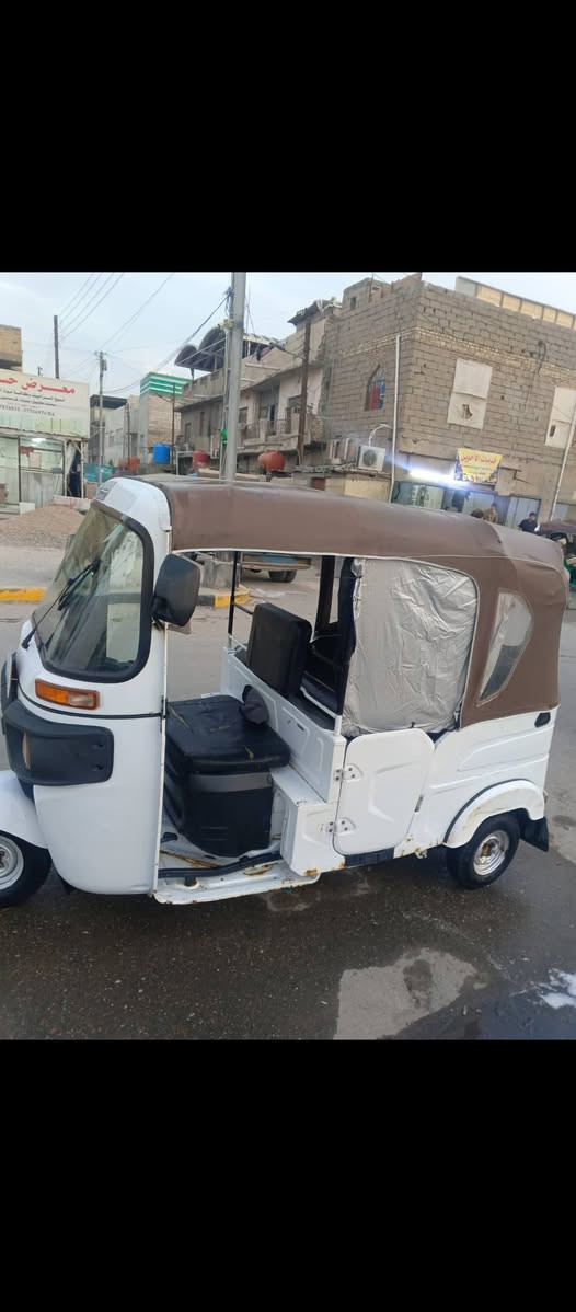 السلام عليكم تكتك باجاج موديل 22 رقم وسنويه التكتك مجفته تجفيت شركه والبدي شوف العين بي خيسات قليله تكتك يرادله شويه ترتيب حلوه مرتبه العنوان المعقل الابله والسعر 6 ونص وبيه مجال حك الجيه والشراي يتصل ***********
