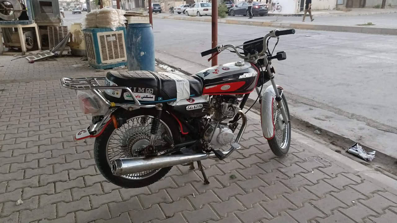 السعر.     400.  ***********
