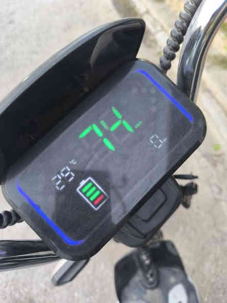 دراجة شحن للبيع 
4 بطاريات

المكان المهندسين *********** النجف
