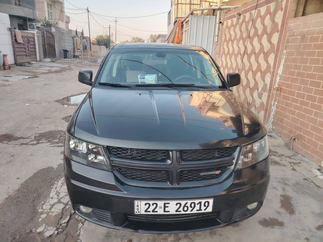 بسم الله تبارك الرحمان 
اخوان اقره التفصيل وخابر واني خادم
دوج جورني موديل 2009رقم اربيل دولي سنويه جديد بسمنه نفس الوقت تحويل وكاله حاضر 
مكينه 6V 3500بشرط مابي صرف بانزين   
كهرباء كله شغال ايبس شغال قفل مركزي 
حداده كله جديد دخله كل بلاد بدون ضرر ولا صبغ بس جاملوغ امامي بي شويه صبغ  وذ مراوس بسياره ناصيه اروس ساكن كفري ديالى سعره 82وبي مجال ***********
