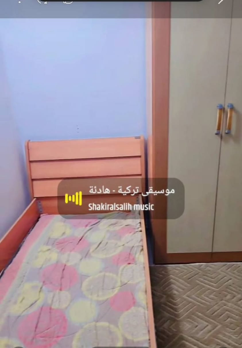 ابودشير شارع الظغط 
***********
