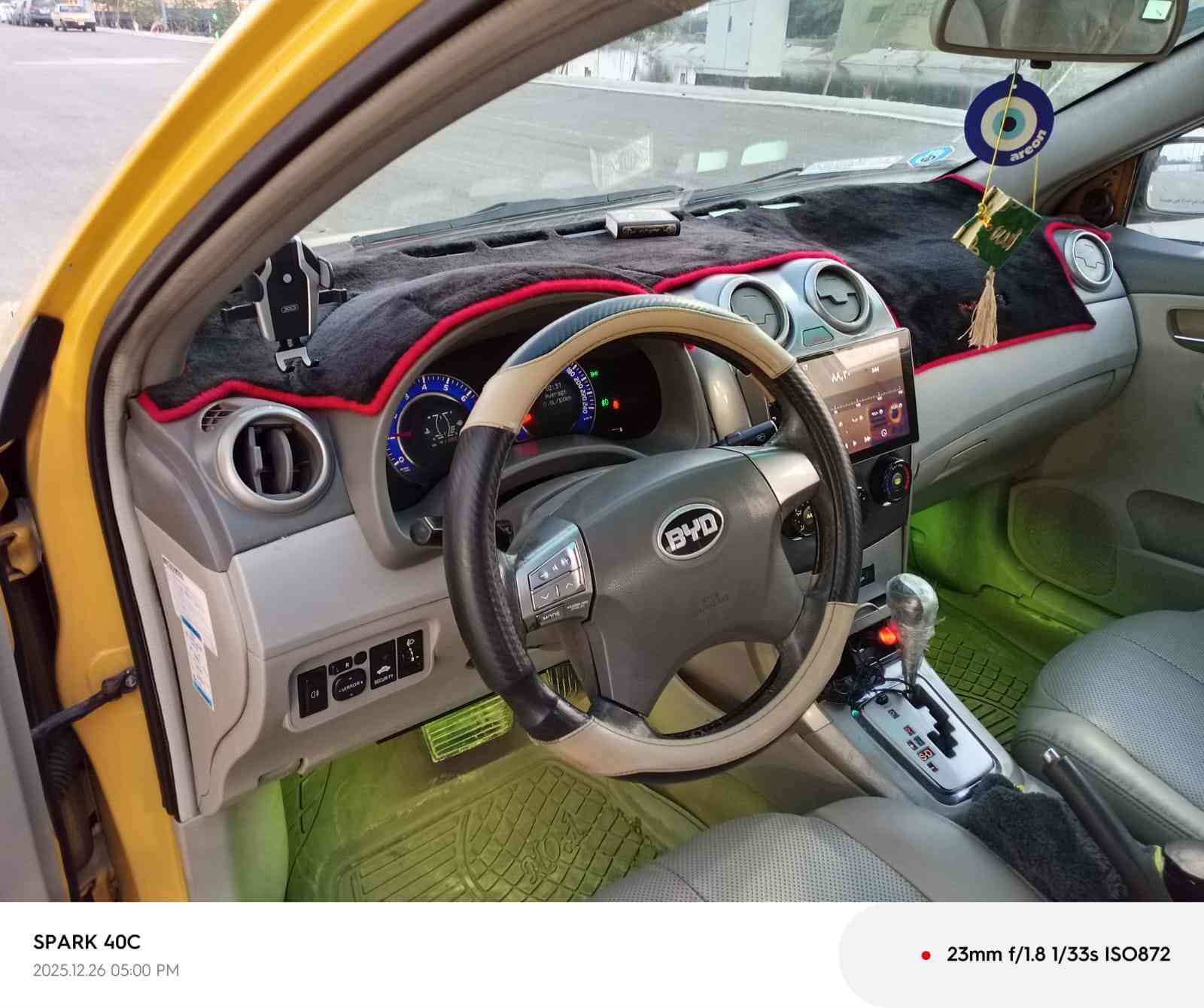 السلام عليكم بي واي دي موديل ١٣مكينه وكير كورله مكفولات تبريد شغال كامرة خلفية مشط ستيرن جديد دبلات جدد مكفولة من الضربه والتبديل والصبغ كهربائيات فول سنويه مجدده السعر ٦٢ بيه مجال شي قليل الميعجبه لا يعلق بغداد العبيدي ***********
