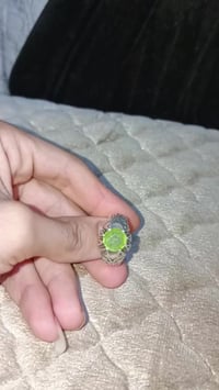 زبرجد طبيعي صياغة يدويه سعر 65 توصيل موجود للتواصل 07771672155 اخي اذا...