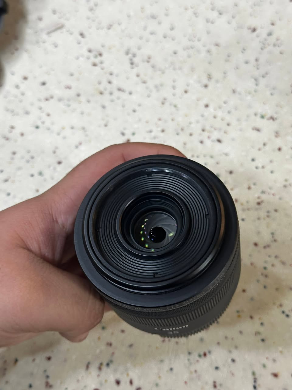 canon RF 35mm f1.8 macro
نظافتها 100‎%‎
سعرها 450 الف توصيل مجاني لكل محافظات العراق
*********** واتساب
