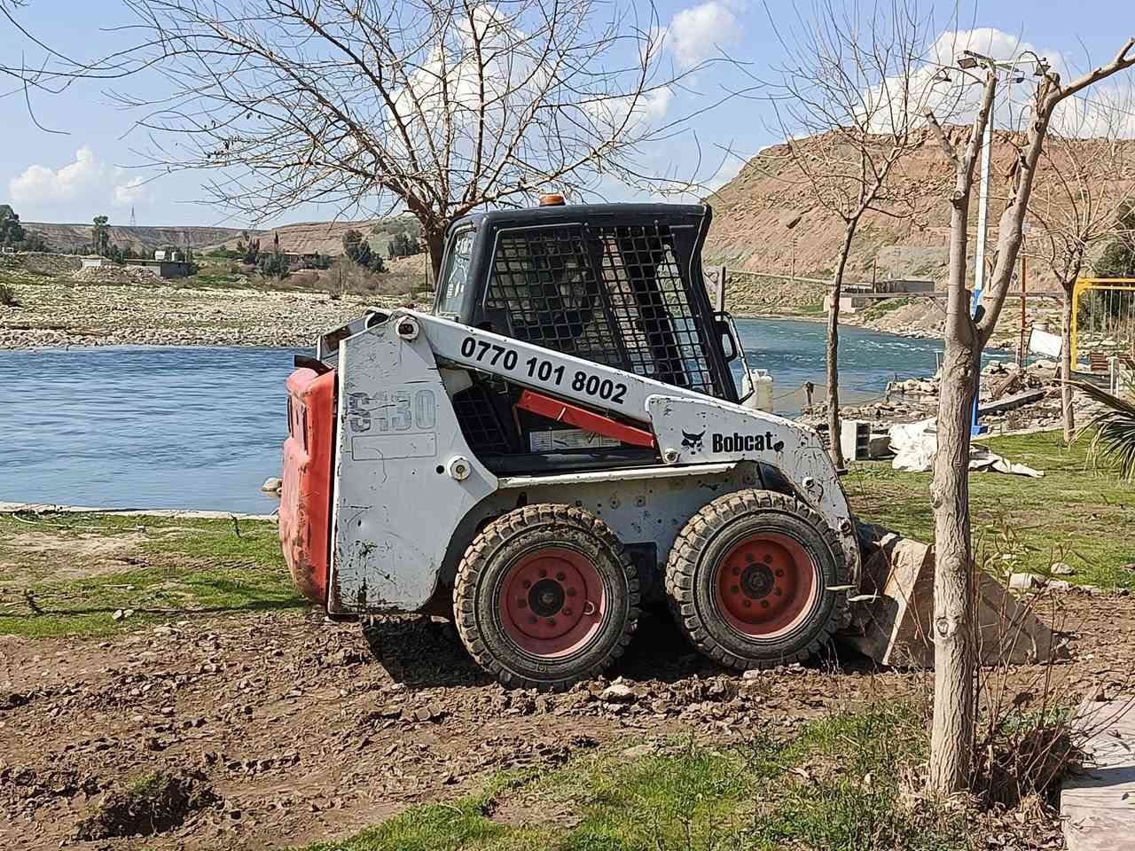 Bobcat 2014
رةقةم سةنوى١
مةكينة جديد
بدون سبخ
٥٠٠٠ساعا
***********
***********
