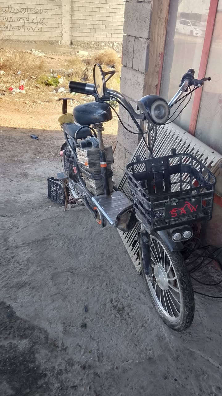 سلام عليكم بايسكل شحن للبيع مضيق قرب شيخ مسعود
سعر 80 الف بي مجال بي عطل بسيط وهو بطاريات تعبانات
الاستفسار ع واتساب ***********
