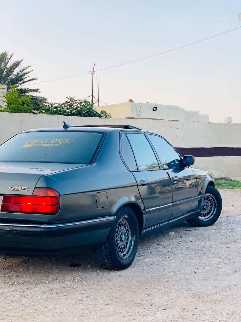 للبيع 735 BMW
سياره جديده بمعنى الكلمه موديل 1990 محرك V6  مفتوح سلندر
رقم بغداد الانكليزي باسمي تحويل مباشر 
محرك كير كفاله بشرط شغاله ١٠٠/١٠٠
حداديه جديده امامي خلفي 
تبريد شغال  
داخل جديد لوك
 وتخم تاير جديد 
مروحه كهرباء
سياره جديده بمعنى الكلمه بدون تبديل  مكفوله من الضربه  والخايس مصبوغه فقط الجماليه  
عليها ادامه كامله بدون اي نقص مال جناي ترايك  وين متريد
السعر  ٥٨$
مكاني واسط... گوت 
للاستفسار  الاتصال على الرقم  ***********
