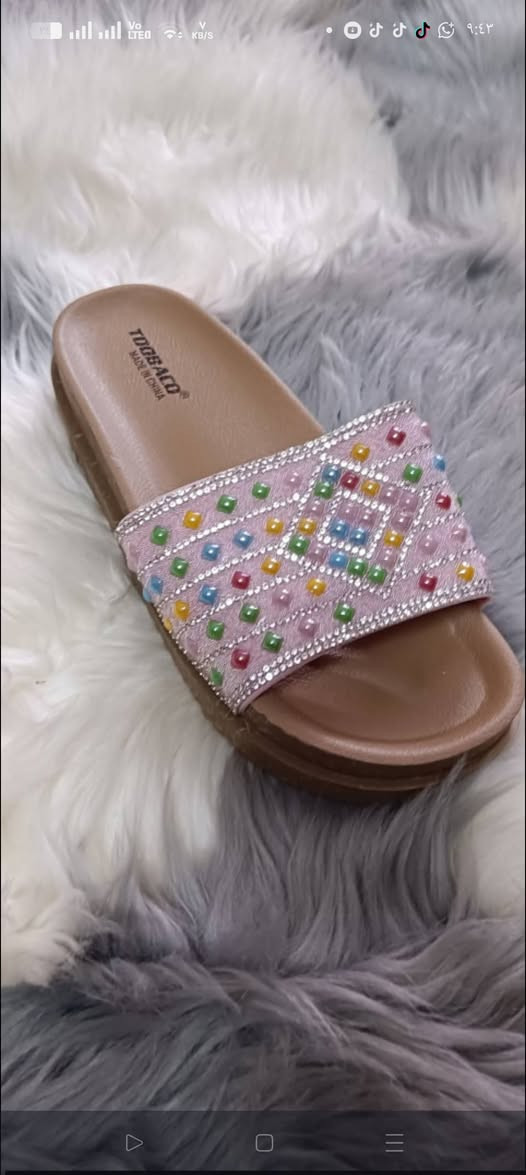 سليبر احجام 36 و37 بسعر 2000 فقط


**إذا كنت صاحب هذا الإعلان وتريد حذفه لأي سبب، رجاءا أرسل رسالة إلى الدعم الفني**