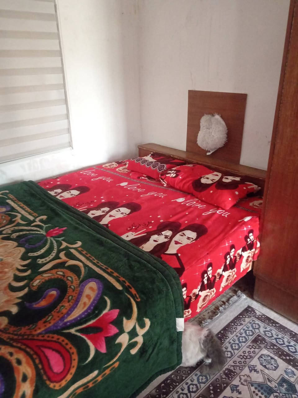 غرفة نوم مستعملة للبيع عراقي صاج خمسة باب كاملة سعرة 150وبية مجال مكاني بغداد اليوسفية رقم التلفون ***********بي واتساب او خاص عادي
