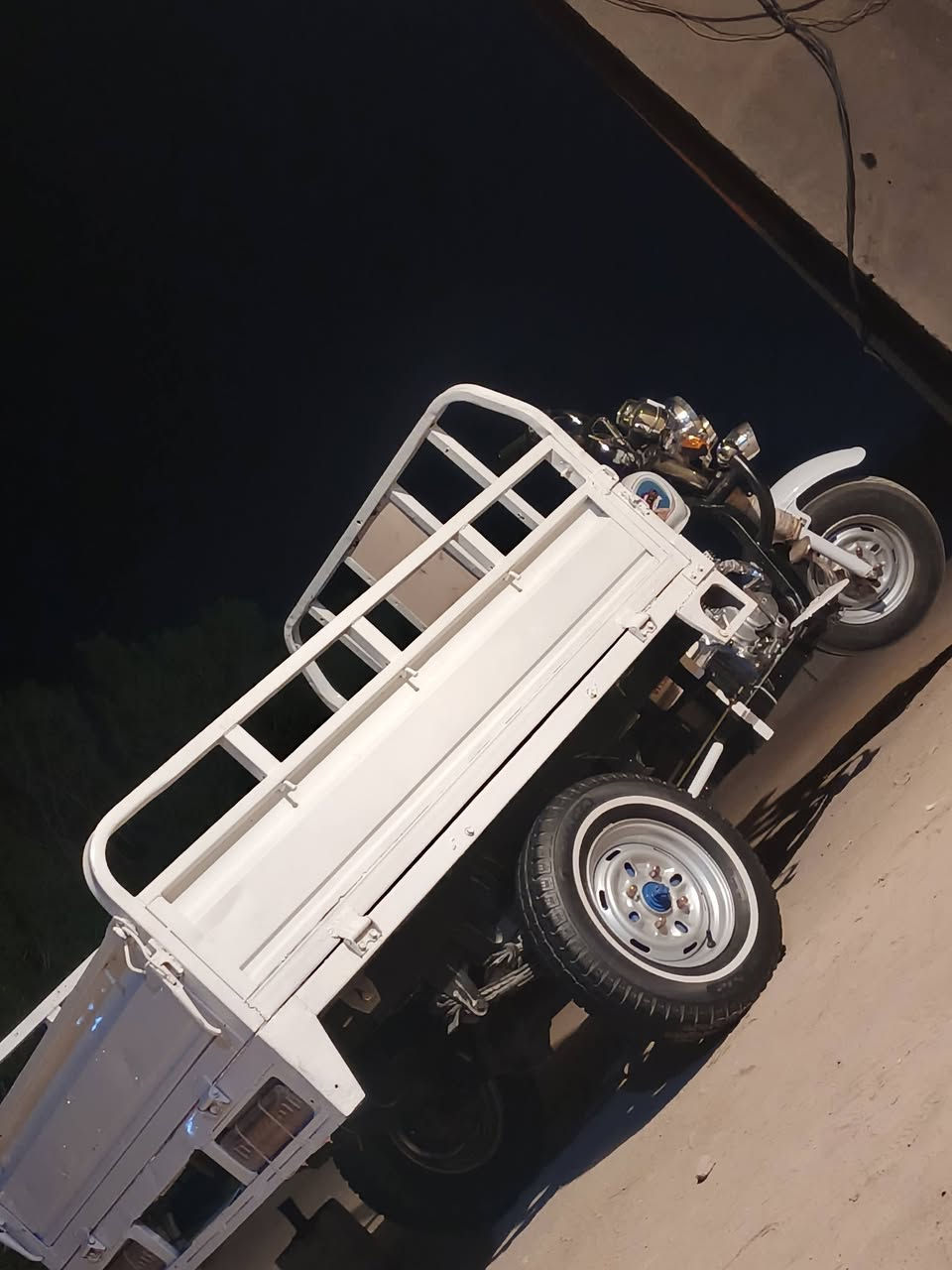 سلام عليكم الحلال للبيع مديل 10 مكاتبه توها معمره ستوته نضيفه كلش مال جناي  الشراي هاذا رقمي وبي خير ويدلل ناصريه مركز ***********
