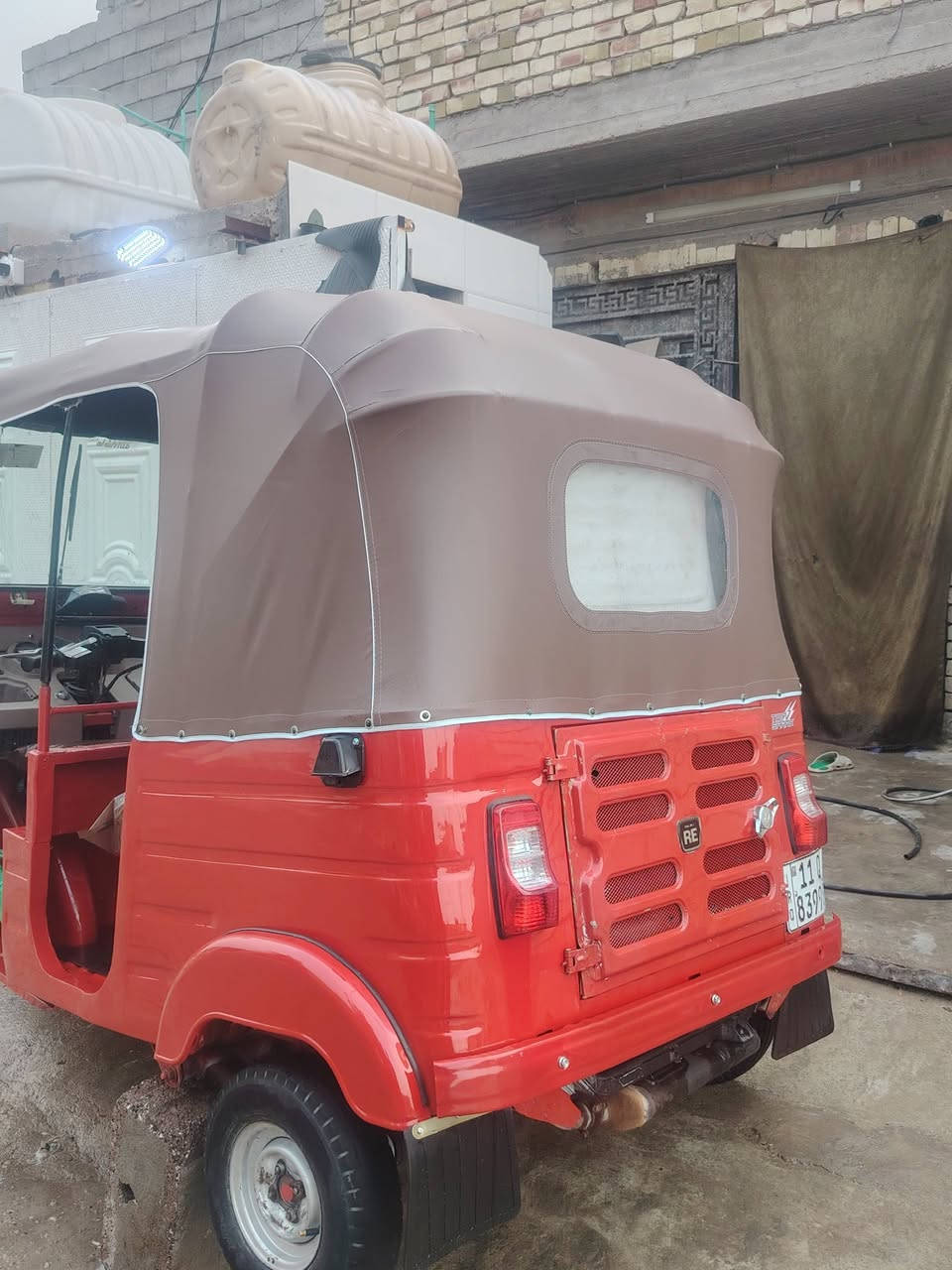 السلام عليكم تكتك للبيع موديل 18 تكتك بيها ضربه بالصفحه للستفسار اتصل ***********
