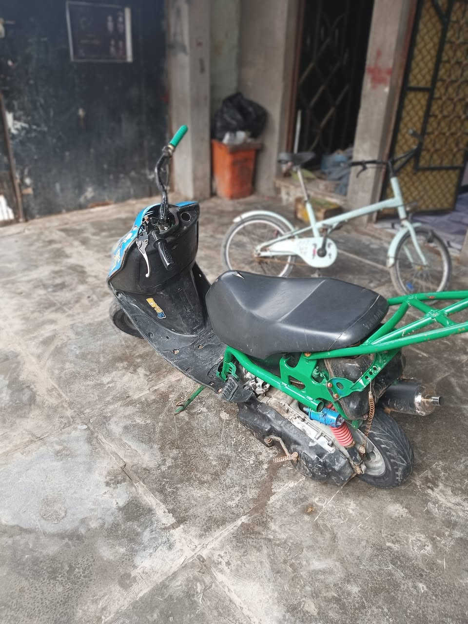 دراجه فراشه للبيع مامفتوحه فقط مره وحده العنوان البصره الحيانيه السعر 300وبيها مجال دراجه بلاديه


**إذا كنت صاحب هذا الإعلان وتريد حذفه لأي سبب، رجاءا أرسل رسالة إلى الدعم الفني**