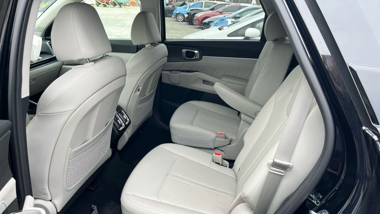 السلام عليكم
سورنتو sx Xline2024 
حاليا بالحره الاردن
ترهم تدخل شهداء لمن لديه كتاب
السعر واصل بغداد ع كتاب الشهداء ب218
***********
***********
***********
