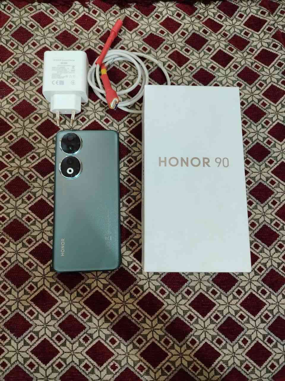 هونر 90
ذاكرة 512 ويا كارتونة والشاحنة الاصلية  
جهاز مكفول مداخل تصليح مكاني بغداد الحرية 
*********** بي واتساب
