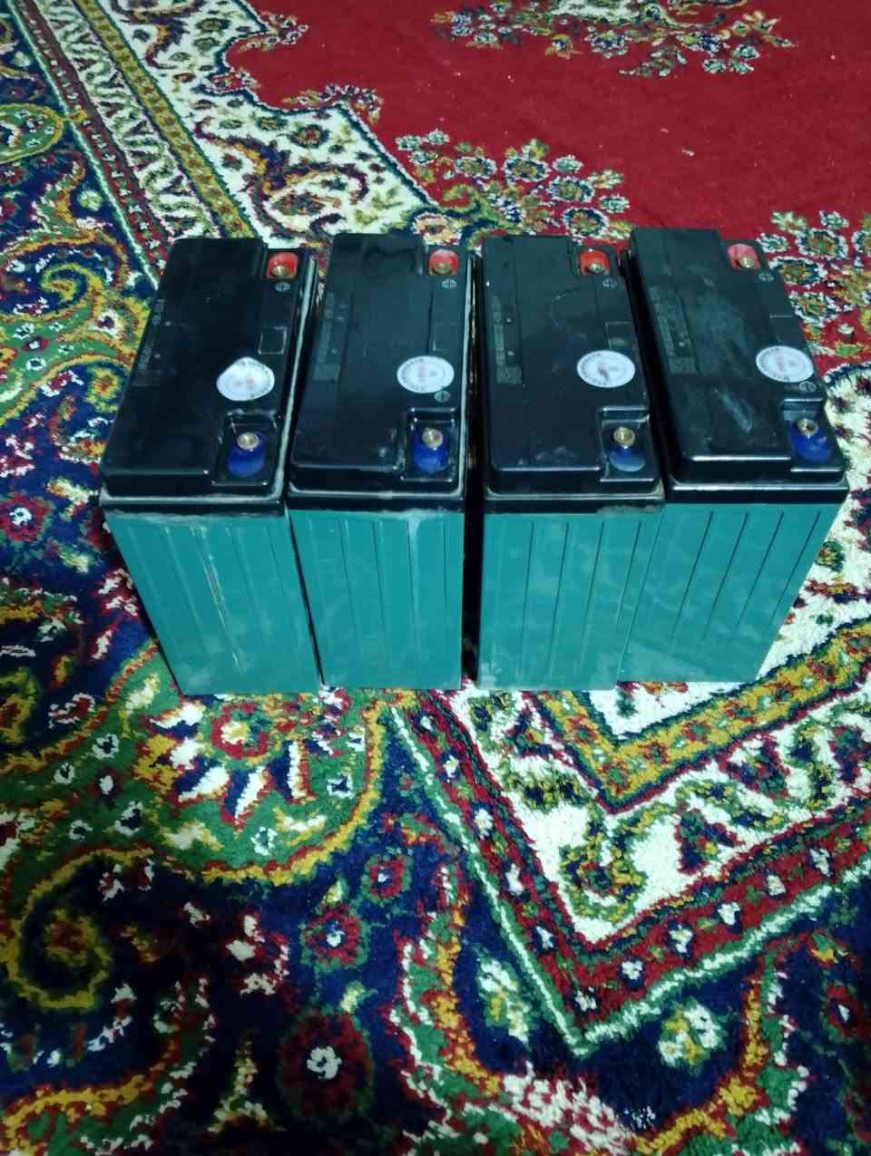 بطاريات للبيع سعر ٦٠ يقرن 8 ابيعلك نص عمر هن للستفسار ***********.  ***********
