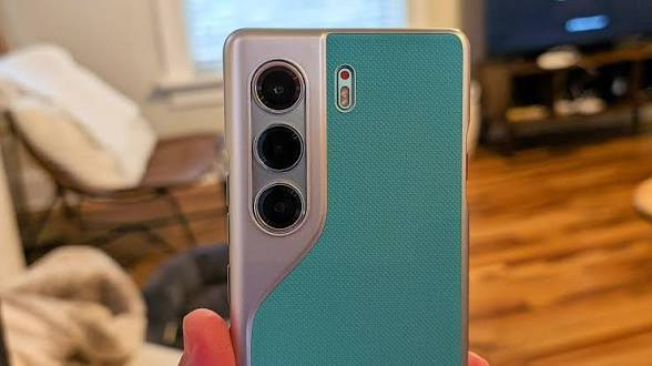 سلام عليكم جهاز للبيع TECNO CAMON 40 Pro 5Gجهاز نضيف ماداخل صيانه بعده بل ضمان جهاز جذيذ الله شاهد ذاكره 256 سعر 225وبي مجال عنوتن بغداد مدينه الصدر رقم ***********
