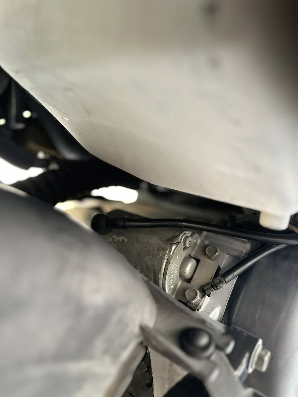 السلام عليكم بريز لايت عالي
ماشيه ٢١ الف فقط 

ختم واحد نوزل خطين 

دراجة جديدة معنى الكلمه 

العنوان ديالى بعقوبة 

السعر خاص 

الاستفسارات ***********
