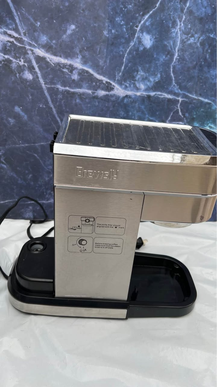 ماكينة قهوة بالة ما اعرف بيهم صراحة لان شغلي العاب ف اطوني سعر واخذوها بغداد, العراق


**إذا كنت صاحب هذا الإعلان وتريد حذفه لأي سبب، رجاءا أرسل رسالة إلى الدعم الفني**