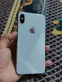 ايفون Xs ماكس للبيع الجهاز حيل نضيف بي الدكمه مال طفي متشتغل والسماعه ...