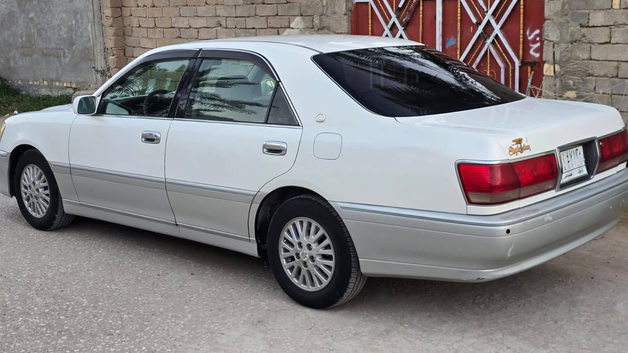 السلام عليكم 
ملكه ادوات كصة قماره فقط
محرك ديفور الجبير 
سياره نضيفه
حاجزلها  
الناصريه قضاء الغراف 
السعر 43
***********
مكلف بلنشر
