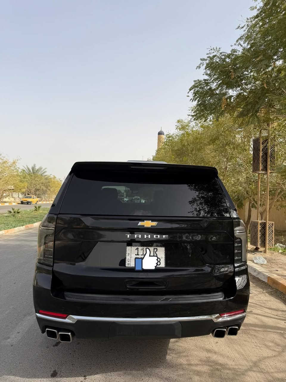 هاي كانتري تاهو 2025
� للبيع
Chevrolet Tahoe High Country 2025

الموديل: 2025
ماشية: 13,000 m
المحرك: 6.2 لتر V8
كير أوتوماتيك متعدد 5 انظمة قيادة 

فول مواصفات (هاي كانتري أعلى فئة)
 شاشة كبيرة + نظام ملاحة
 كاميرات 360 درجة
 تبريد وتسخين مقاعد
 فتحة سقف بانوراما 
 رادار + مثبت سرعة ذكي
 دخول وتشغيل بصمة
       وبعد بيهة مواصفات 
 (وارد امريكي ربع الجاملغ الخلفي صبغ وربع باب السايق فقط)
       بدون ايرباك راجع سستم
        السعر: (72,000) وبيهة مجال 

للأستفسار ***********
السيارة استخدام شخصي ومحافظ عليها، جاهزة للفحص بأي مكان
سنوية بأسمنا
