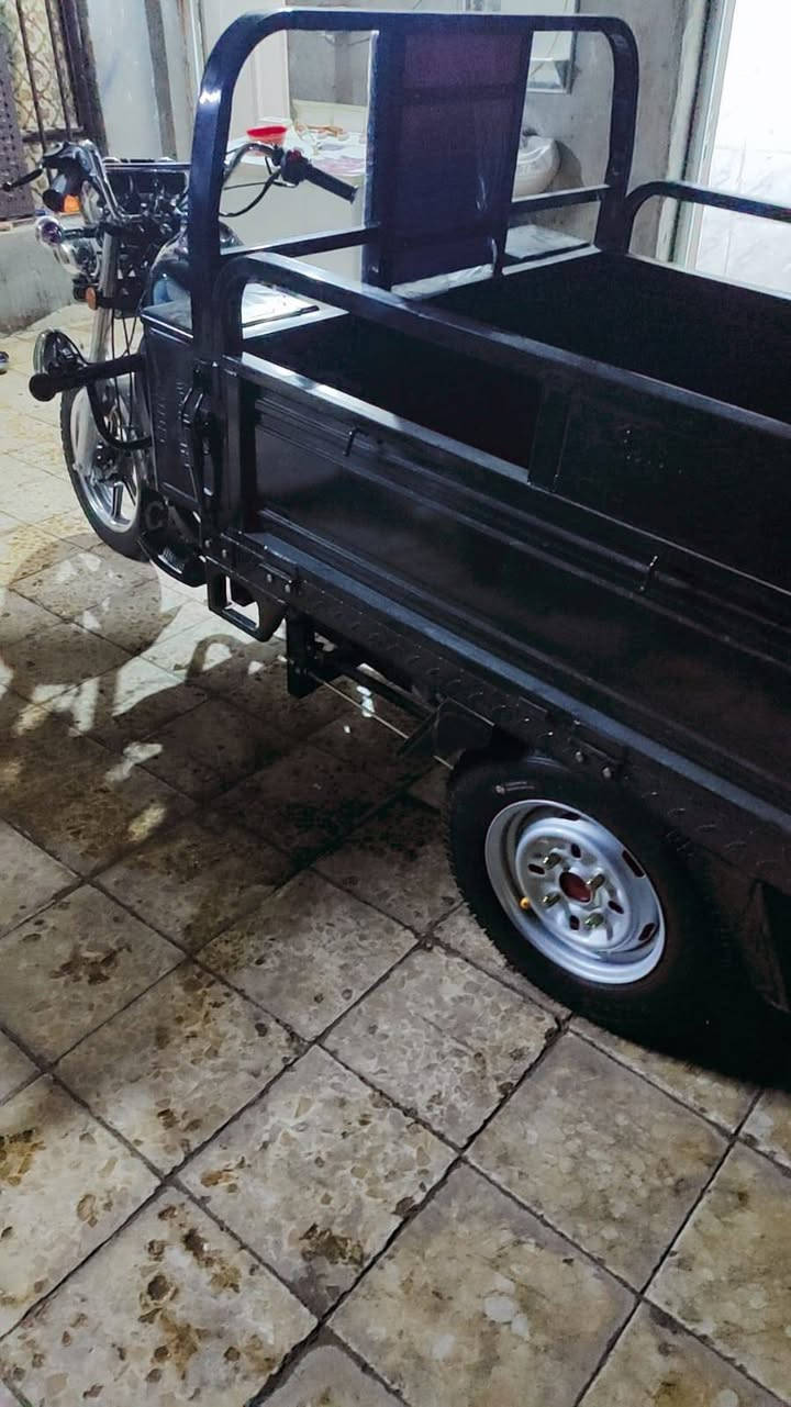 للبيع صار كم يوم طالع من الوكيل جديده 
***********
