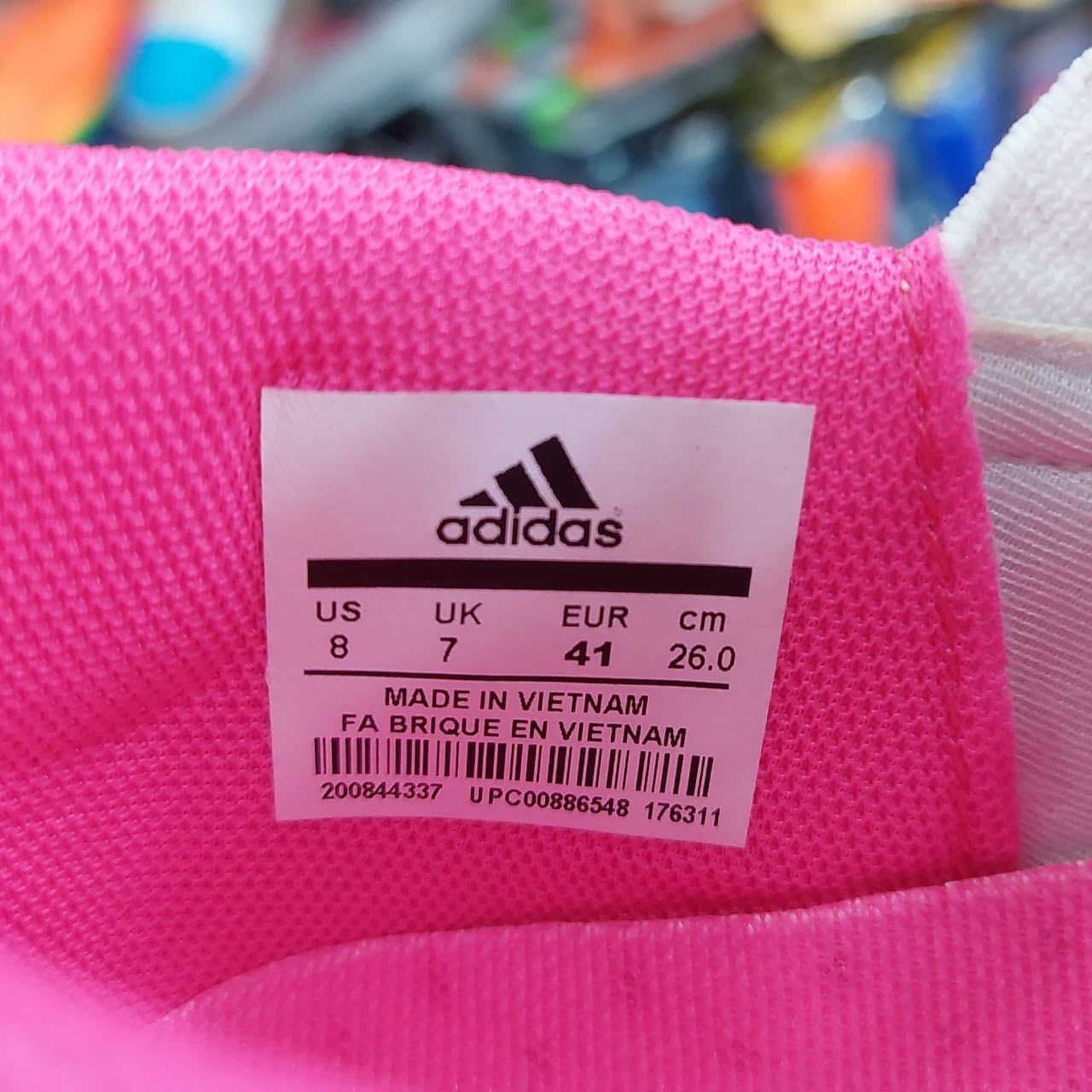 حذاء مسي
‏توصيل مجاني
‏20 الف 
‏قياس 40 41 42 43 44 45 فقط


**إذا كنت صاحب هذا الإعلان وتريد حذفه لأي سبب، رجاءا أرسل رسالة إلى الدعم الفني**