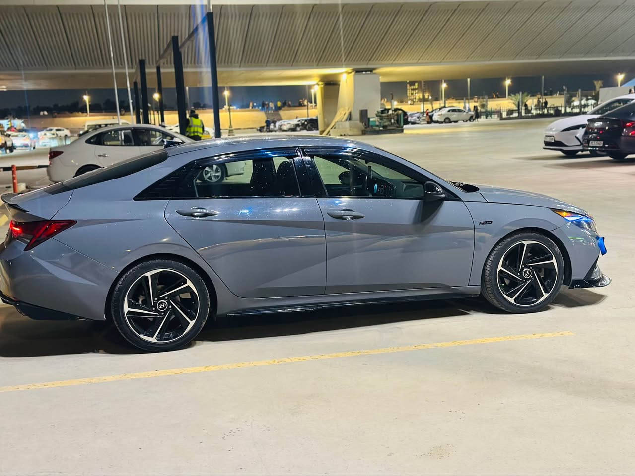 سلام عليكم للبيع فقط  الانتراN ‏سعر133وبيه مجال  موديل 23 صوره السونار ولحادث بل منشور سونار جديد مال اليوم اقرا السونار وقتنع وتصل السياره بااسمي تريد تحويل تريد وكاله الاتصال على الرقم *********** مكان بغداد الكرخ شهداء  ماقابيل الالعاب حي الجهاد  سنويه وهزه جديد السياره جديده احلى من الصور السياره مواصفات فول شاشات متصله فتحه بصمه رادار أمامي خلفي رادار المرايات كامره فديو كشنات تدفه السياره بعد بيه مواصفات حلو معروفه بغداد, العراق
