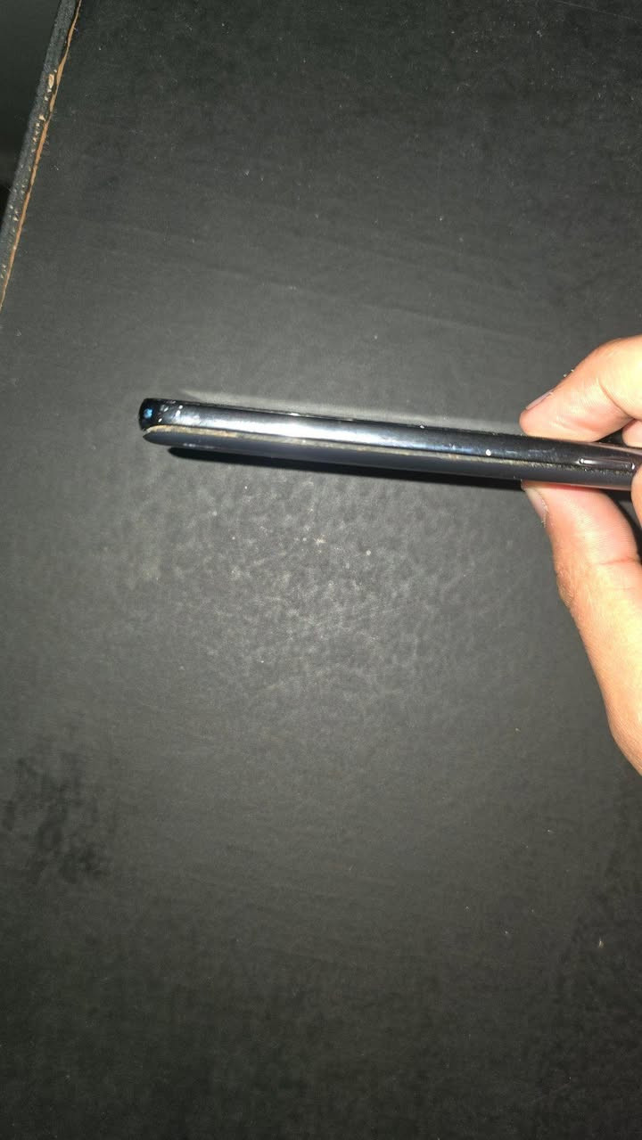 سامسونك s20 العادي شاشتة بيها فطر بل كلاس و يتبدل و الضهر مالتة مشلع شوية من ورة الجهاز مرون و منزل عليه اندرويد 14 و one ui 6 الفطور للامانة متبين من تستعمل الجهاز ب 150 الف هيت, الأنبار


**إذا كنت صاحب هذا الإعلان وتريد حذفه لأي سبب، رجاءا أرسل رسالة إلى الدعم الفني**