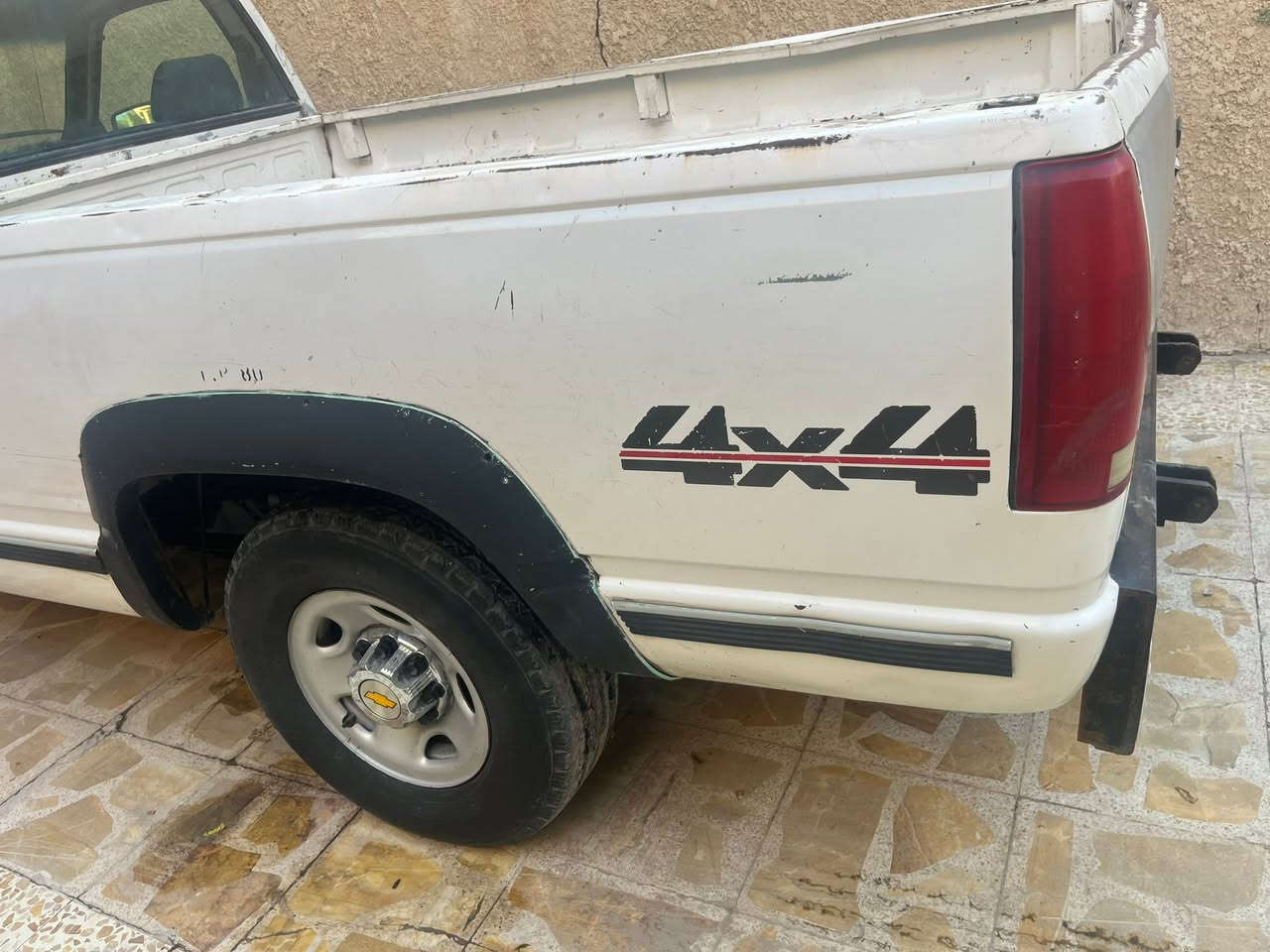 جي ام سي موديل 91 مكان بغداد بلديات السعر 60 ورقه وبيها مجال الرقم ***********
