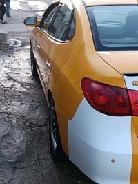 اخواني مكلف بالنشر رقم صاحبها اسفل المنشور وعندو واتساب  هونداي النترا...