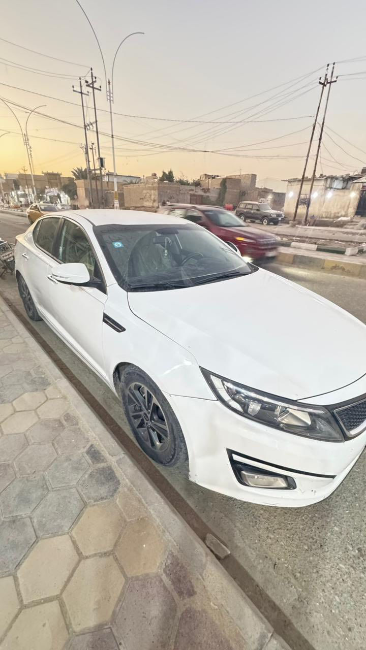 سلام عليكم كيه اوبتيما موديل 15امريكي بيه جاملغ وشويه من البنيد سياره جديده رقم انكليزي ناصريه حي اور سعر 124بيه مجال بصيط***********
