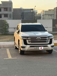 لاندكروزر GXR • ٢٠٢٤ • بغداد المنصور