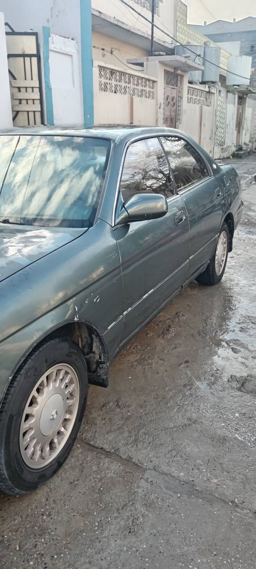 للبيع بطة موديل 1992 مكفوله من الكص والنقل محرك كير شرط حجم 2500 سنويه لل27 كابون
***********
