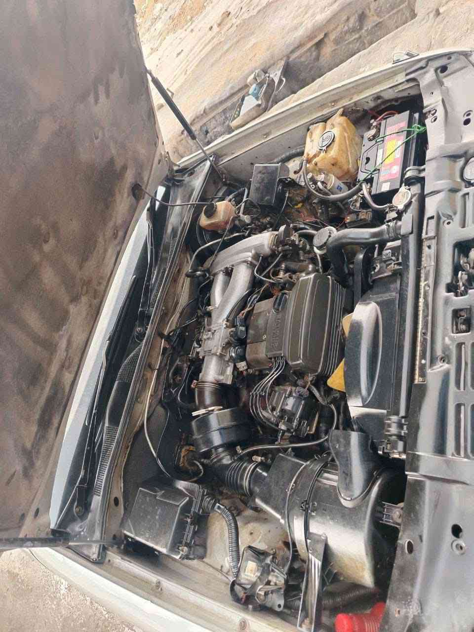 السلام عليكم بطه فصل رقمها بصره مشروع وطني راعيها موجود يمنه السياره مكفوله كص ونغل وراعي الشرعي ومكينتها وكيرها خير من الله السياره جاهزه مجهزه ما متعوبه كلشي جديد بيها حداديتها كلش ححلوه كهربائياتها كلها شغاله من الطول للطول سنتر لك شغال وبعد هواي بيها شغلات حلوه سعرها 49 وبيها مجال حق الجيه مكانها البصره الزبير للاستفسار الرقم ***********
